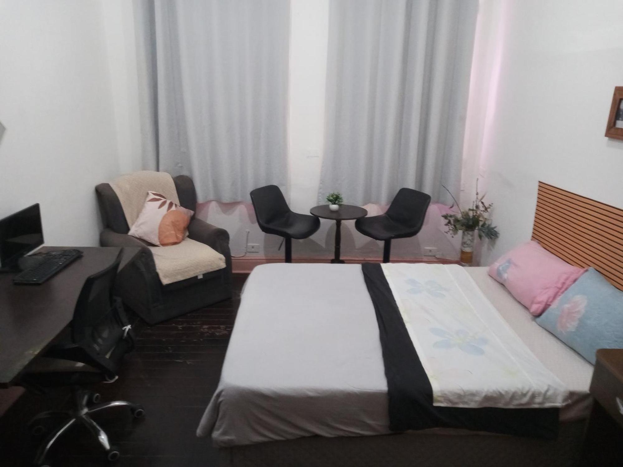 Hostal Santa Ceciliers